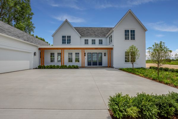 Cost of Concrete Driveway Service in Petaluma