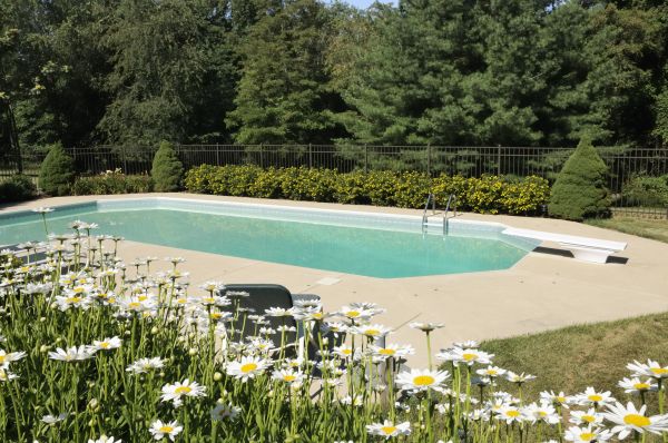 Cost of Concrete Deck Installation in Petaluma