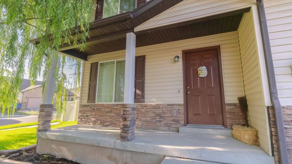 Cost of Concrete Porch Installation in Petaluma