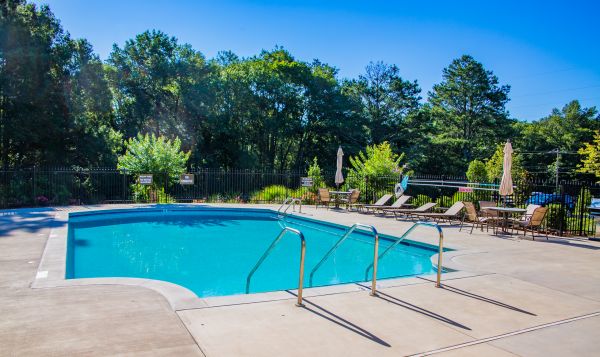 Cost of Pool Paving Installation in Petaluma