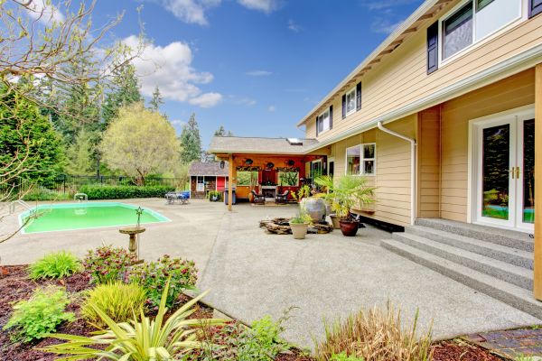 Cost of Pool Area Concreting in Petaluma