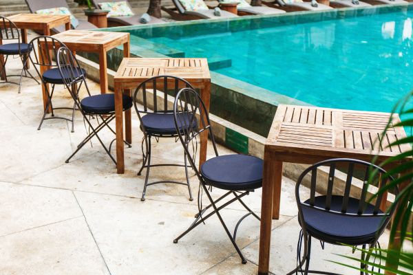 Cost of Pool Patio Concreting in Petaluma