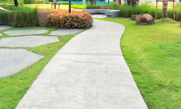Cost of Concrete Sidewalk Installation in Petaluma